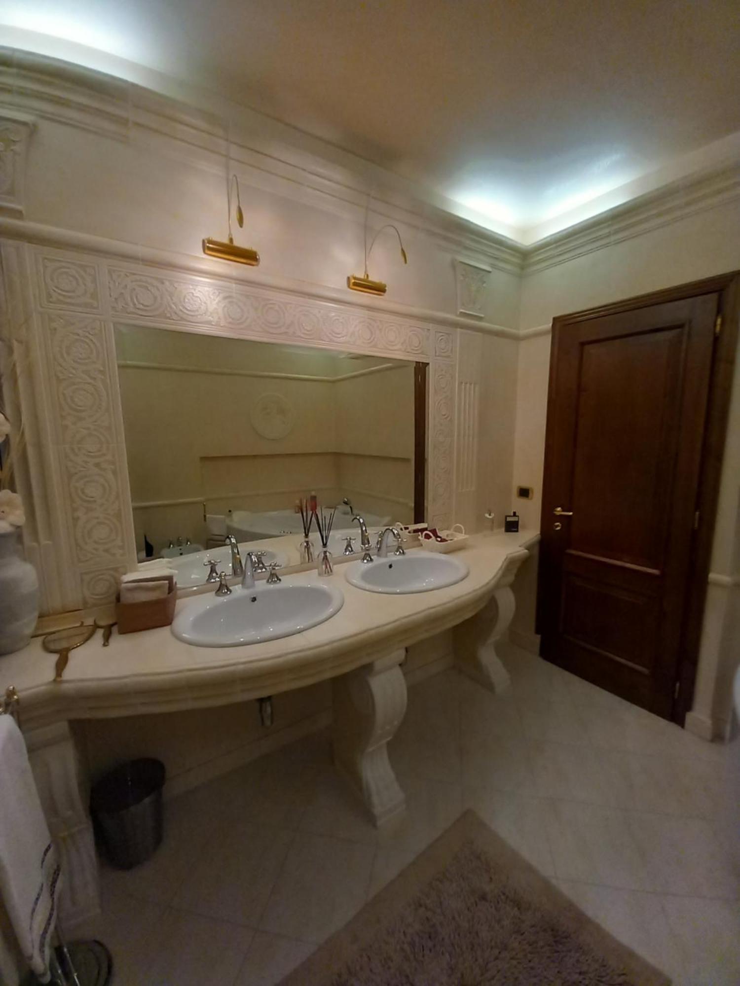 Villa Il Matto อาเรซโซ ภายนอก รูปภาพ